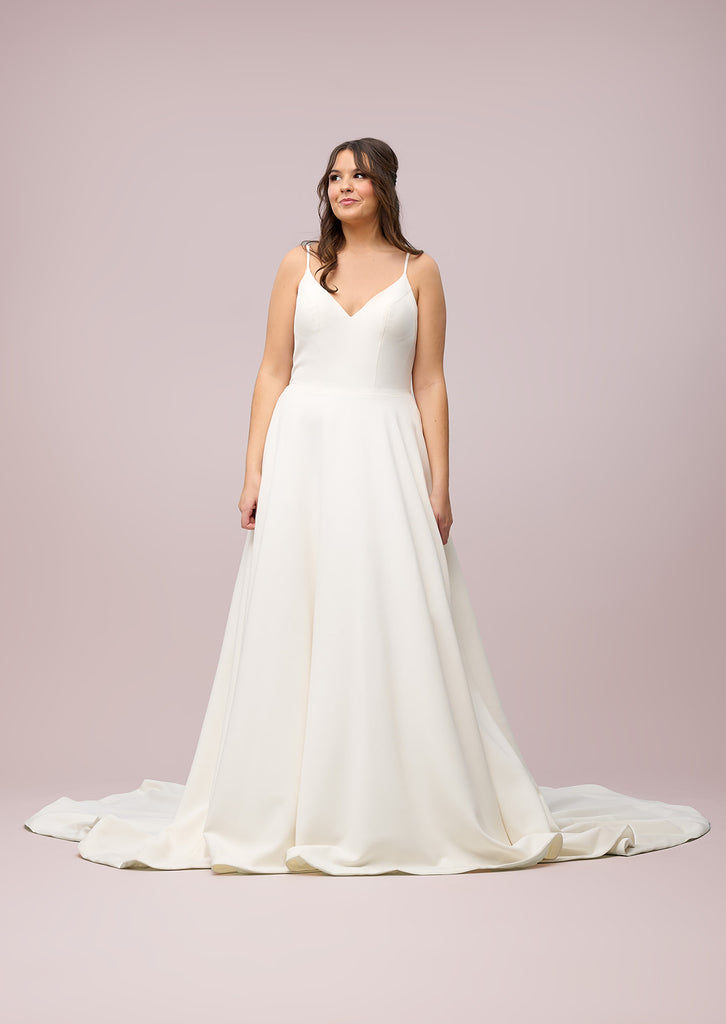 Classic Wedding Dress | Selby Rae Aubrey